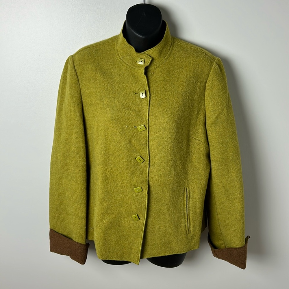 Cardigan jacket by junior House collectibles size medium